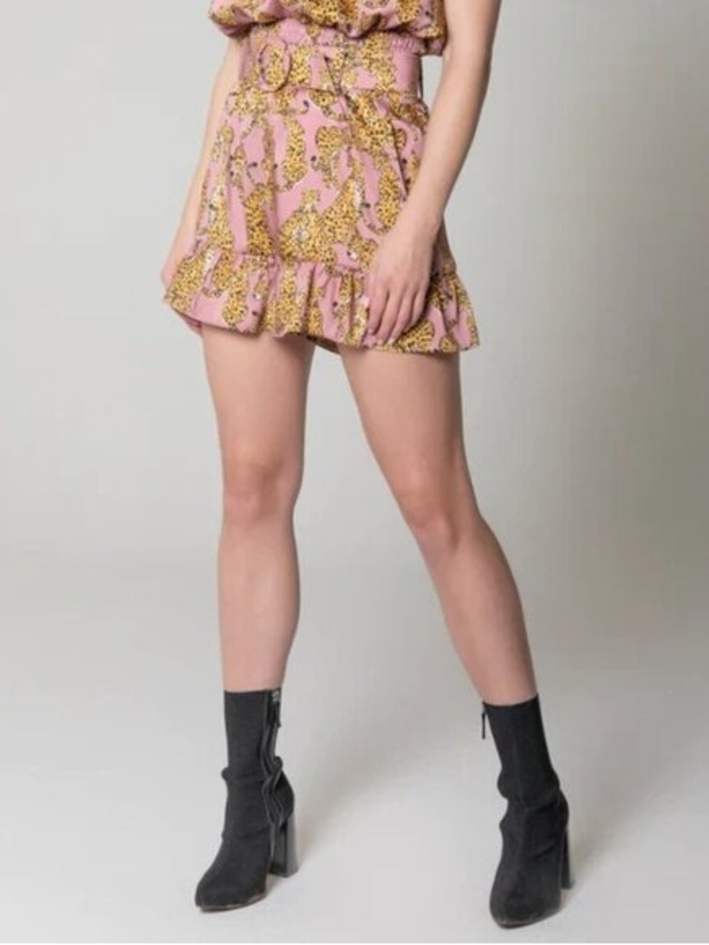 Lavender Brown Maeve and Leopard Floral Ruffle Shorts